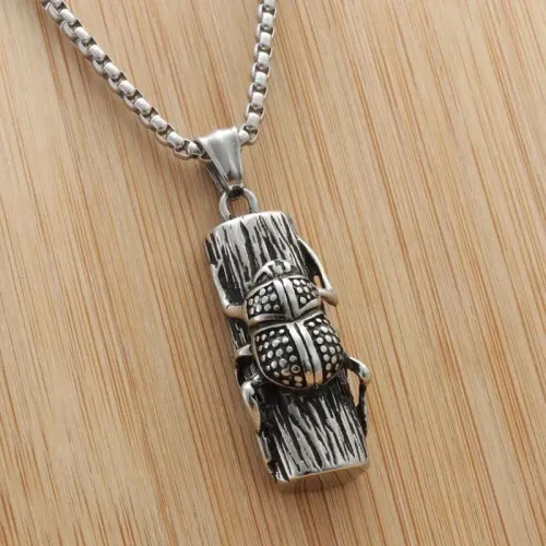 NTM1985 Ladybug Climbing Tree Pendant Punk Beetle Necklace in Stainless Steel