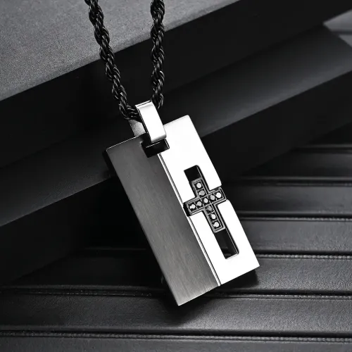 NTM1119 Men's Diamond Pendant Accessory Stylish Stainless Steel Necklace for Everyday Wear