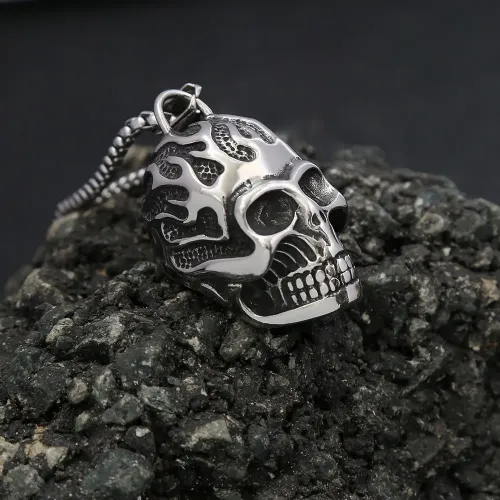 NTM907 Flame Skull Pendant Hip Hop Stainless Steel Necklace for Men