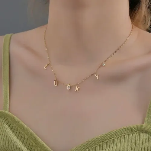 NTM3611 S Letter 'LUCKY' Clavicle Necklace for Women 14k Gold Stainless Steel Jewelry