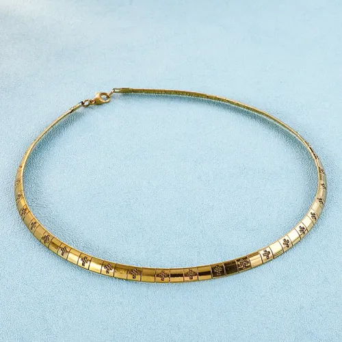 NTM2522 Women's Stainless Steel Cross Choker Necklace Trendy Religious Jewelry Accessory