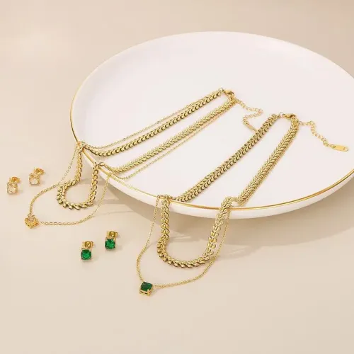 NTM3080 Green Square Glass Pendant Earrings Set with Double Layered Clavicle Chain in Stainless Steel
