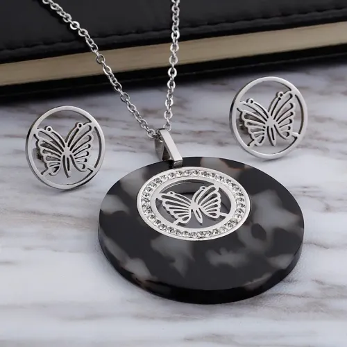 NTM2713 Gold Tone Stainless Steel Diamond Butterfly Necklace Earrings Set Chic Jewelry
