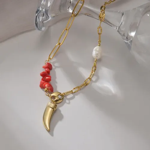 NTM3483 14K Gold Red Gemstone Pearl Chili Pendant Necklace Women's Sweater Chain
