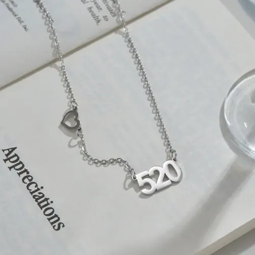 NTM3787 Dongdaemun Women's Stainless Steel Number Pendant Sweater Necklace