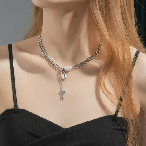 NTM3653 Hip Hop Key Lock Pendant Clavicle Chain Y Shaped Pearl Necklace Stainless Steel Jewelry