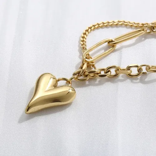 NTM2879 Cute Stainless Steel Heart Clavicle Chain Necklace Love Pendant for Women