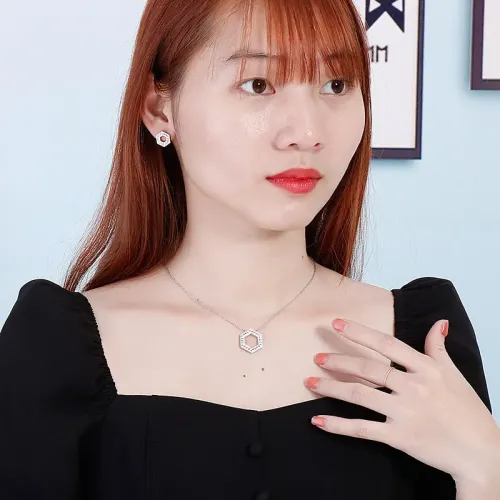 NTM2913 Hexagon Honeycomb Necklace Earrings Set with Diamonds Women's Sparkling Jewelry