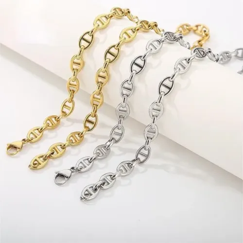 NTM3010 Unisex Stainless Steel Pig Nose Chain Necklace with Toggle Clasp Durable Fashion