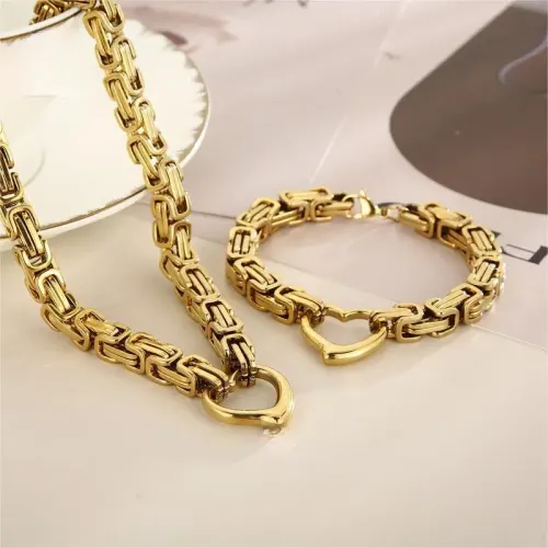 NTM2784 Byzantine Stainless Steel Emperor Chain Combo: Hip Hop Necklace Bracelet Set for Women