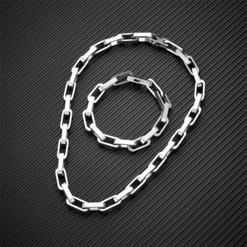 BTM857 Men's Stainless Steel Cuban Hip-Hop Bracelet Titanium Chain Link Wristband