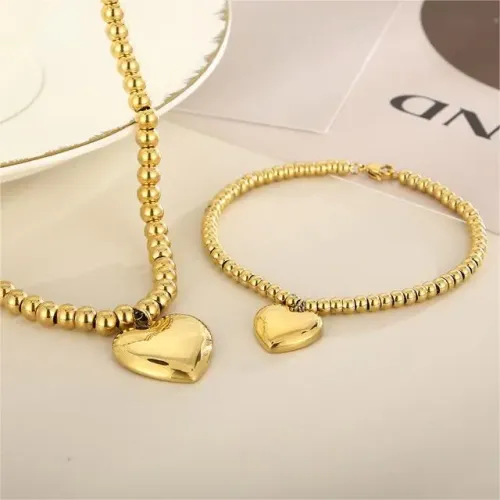 BTM1104 Stainless Steel 3D Heart Bead Necklace and Bracelet Set for Women Elegant Jewelry Combo