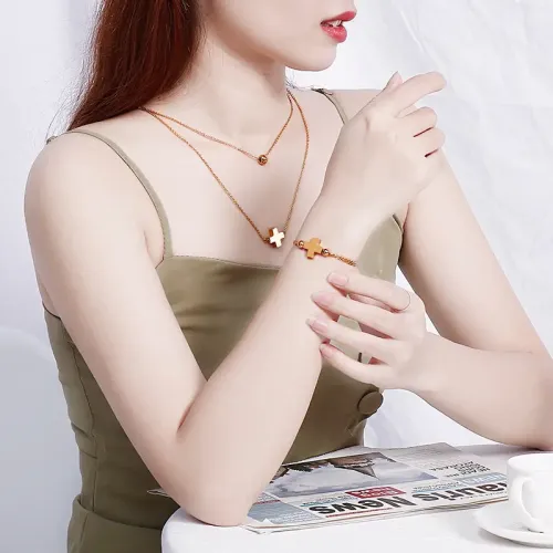 BTM1255 Stainless Steel Cross Double-Layer Necklace Bracelet Set for Women Trendy Jewelry Combo
