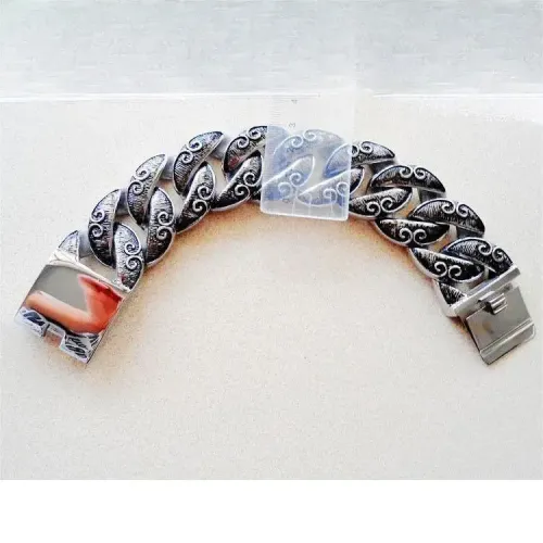 BTM1475 Men's Ultra-Wide Titanium Steel Cast Bracelet Durable Stainless Steel Jewelry