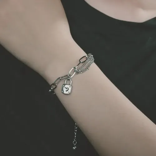 BTM1749 Heart Lock Titanium Steel Bracelet Punk Dark Mix Women's Fashion Jewelry