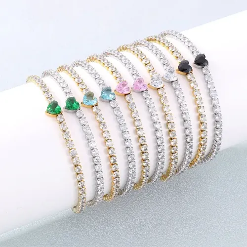 BTM1187 Heart-Shaped Glass Rhinestone Titanium Steel Bracelet for Women Elegant Jewelry