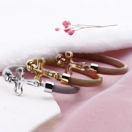 BTM1257 Titanium Steel Unisex Bracelet with Stainless Steel Cross Mesh Chain Stylish Couple's Jewelry