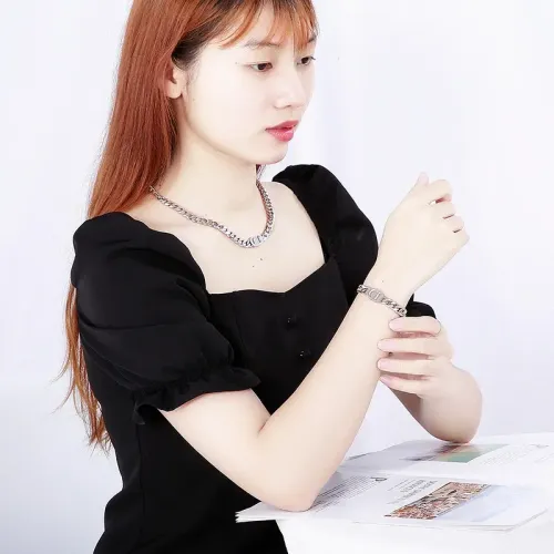 BTM1308 Kendall Inspired Horseshoe Chain Hip-Hop U-Shaped Choker Titanium Steel Couples Bracelet