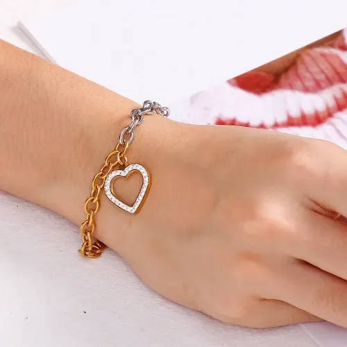 BTM1098 Titanium Steel Heart-Shaped Hollow Diamond Bracelet for Women Perfect Mother's Day Gift