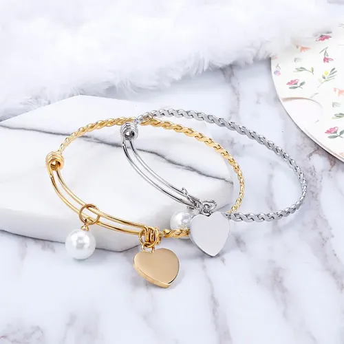 BTM1220 Adjustable Heart-Shaped Pearl Bracelet for Women Elegant Ladies' Jewelry Accessory