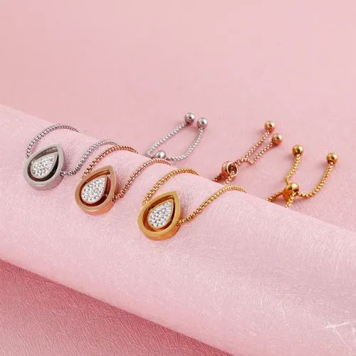 BTM1096 Women's Stainless Steel Adjustable Bracelet with Gemstone Teardrop Design