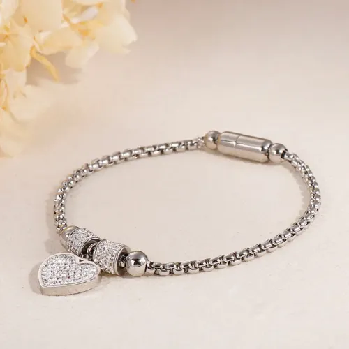 BTM1256 Elegant Women's Stainless Steel Magnetic Clasp Full Diamond Heart Bracelet Luxury Jewelry