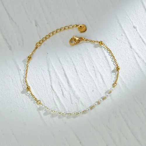 BTM1760 14K Gold-Plated Titanium Steel Pearl Bracelet for Women Elegant Jewelry Piece