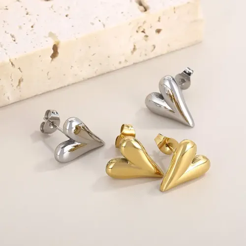ETM271 18K Gold Plated Stainless Steel Heart Earrings Love Shaped Studs for Women