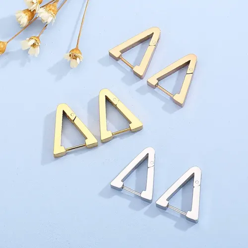 ETM378 Unisex Short Geometric Triangle V-Shaped Stainless Steel Stud Earrings