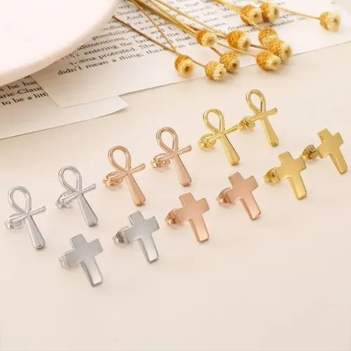 ETM231 18K Gold Plated Cross Stud Earrings in Stainless Steel Luxurious Fashion Accessory