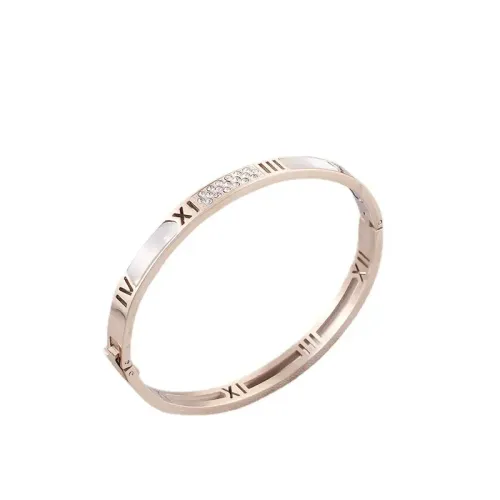 BTGM248 Women's Diamond-Studded Bracelet with Roman Numerals Chic Fashion Jewelry