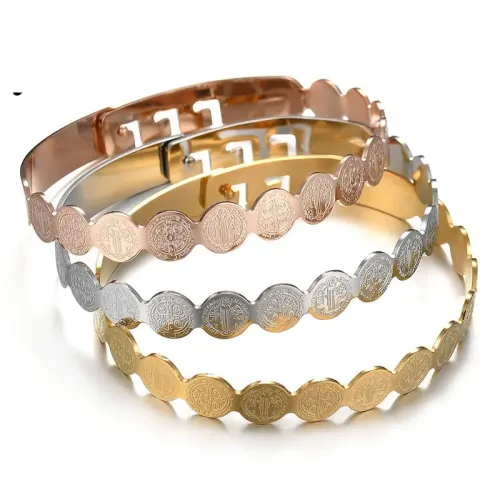 BTGM344 Adjustable Stainless Steel Round Bracelet Sleek Modern Design Bangle