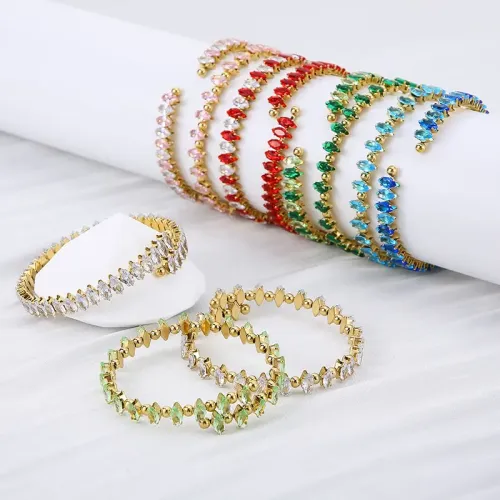 BTGM246 Full Diamond Open Cuff Bracelet in Stainless Steel with Cubic Zirconia Luxury Accessory