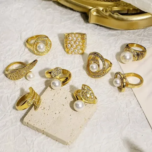 RTM3068 Elegant Full Diamond Stainless Steel Ring with Pearl Inlay for Girls Chic Jewelry