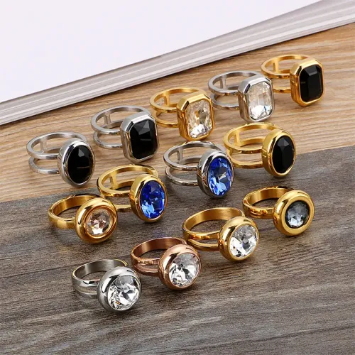 RTM2945 Elegant Women's Round Zircon Ring Titanium Steel Hollow Design