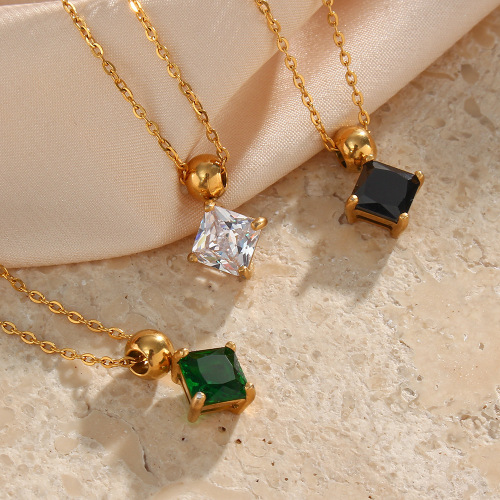 NTSMJ657 18K Gold Plated Stainless Steel Necklace with Zircon Teardrop Pendant Wholesale Jewelry for Women