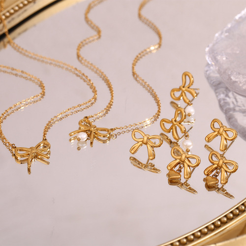 NTSMJ111 18K Gold Plated Freshwater Pearl Necklace with Mini Heart Pendant and Bow Knot Stud Earrings Women's Elegant Jewelry Set