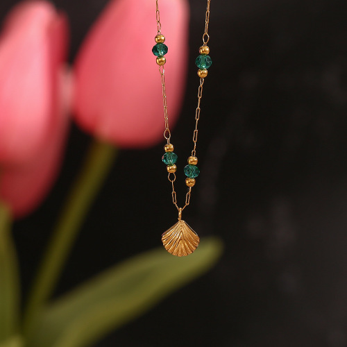 NTSMJ587 Green Acrylic Bead and Shell Pendant Choker Necklace for Women Fashion Jewelry