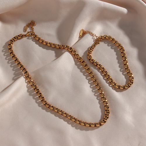 NTSMJ615 18K Gold Plated Stainless Steel Hip Hop Choker Necklace with Round Snake Bone Chain for Women Trendy Jewelry