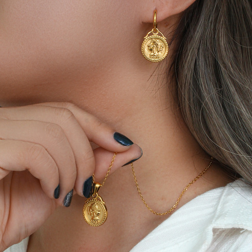 NTSMJ448 18K Gold Plated Stainless Steel Cameo Pendant Necklace and Earrings Set Vintage Jewelry for Women