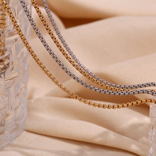 NTSMJ151 18K Gold Plated Stainless Steel Heart Pendant Necklace with Zirconia and Horn Pattern for Women