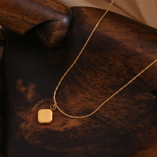 NTSMJ133 18K Gold Plated Stainless Steel Necklace with Mini Shell Flower Pendant for Women