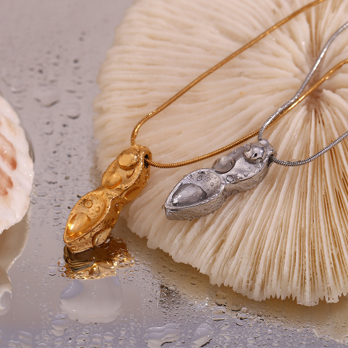 NTSMJ431 18K Gold Plated Stainless Steel Geometric Dagger Pendant Necklace for Women Trendy Jewelry