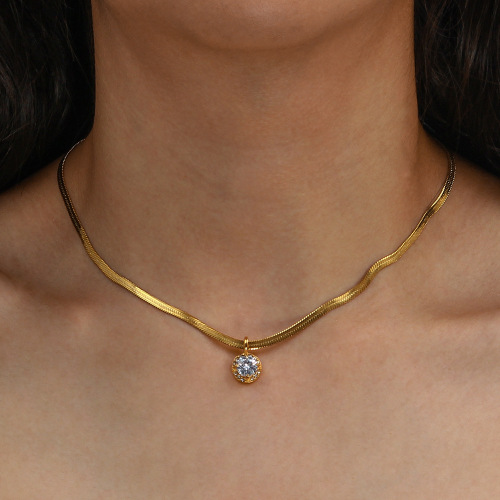 NTSMJ373 Zircon Fishbone Pendant Necklace for Women Round Zircon Jewelry Chain