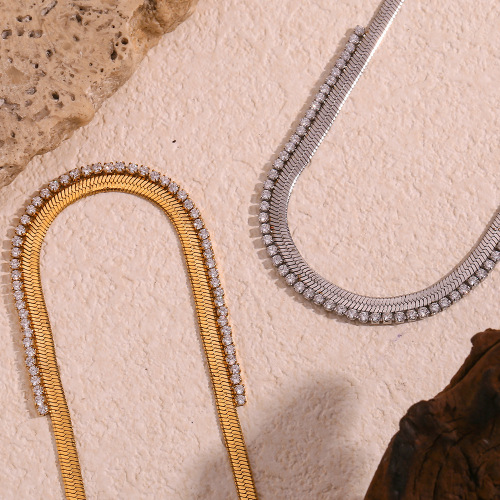 NTSMJ523 Gold Plated Stainless Steel Necklace with Micro Pave Zirconia Fishbone Design for Women Elegant Jewelry