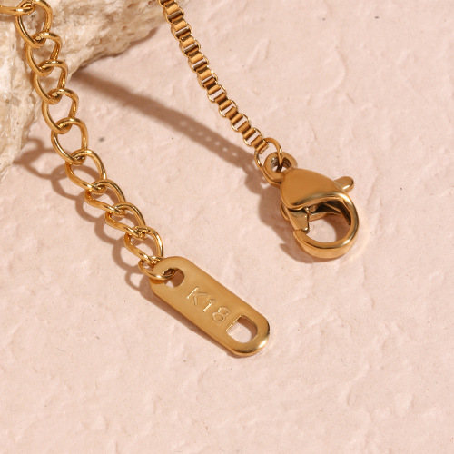 NTSMJ507 18K Gold Plated Stainless Steel Geometric Moon Pendant Necklace for Women Engraved Elegant Jewelry