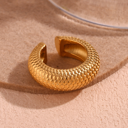 ETSMJ890 18K Gold Plated Stainless Steel Large Fish Scale Pattern C-Shaped Ear Cuffs Women's Fashion Jewelry