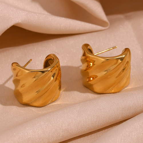 ETSMJ204 18K Gold Plated Stainless Steel Twisted Horn Chip Shape Stud Earrings Women's Fashion Jewelry
