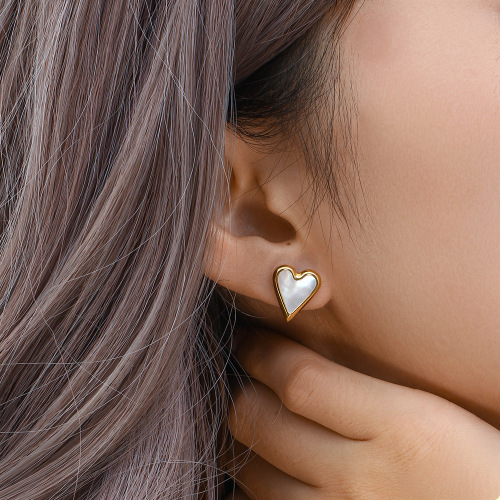 ETSMJ908 White Shell Acrylic Heart Shaped Stud Earrings Women's Fashion Jewelry