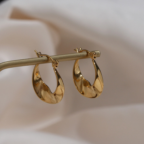 ETSMJ85 Women's Irregular Twisted Small Hoop Earrings Chic and Minimalist Jewelry